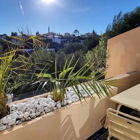 En Résidence Avec Piscine Appartamento